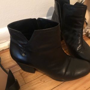 Nine West booties